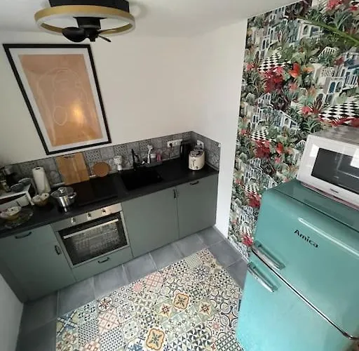 Hh_ferienhaus Nicole, 100 Meter Zum Badesee